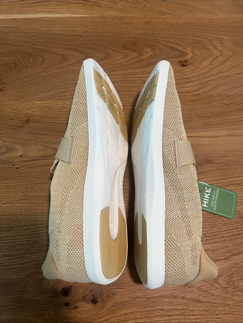 Hike Footwear Valenza Hands-Free Barefoot Knit Loafer Tan Neutral NWT Size 9